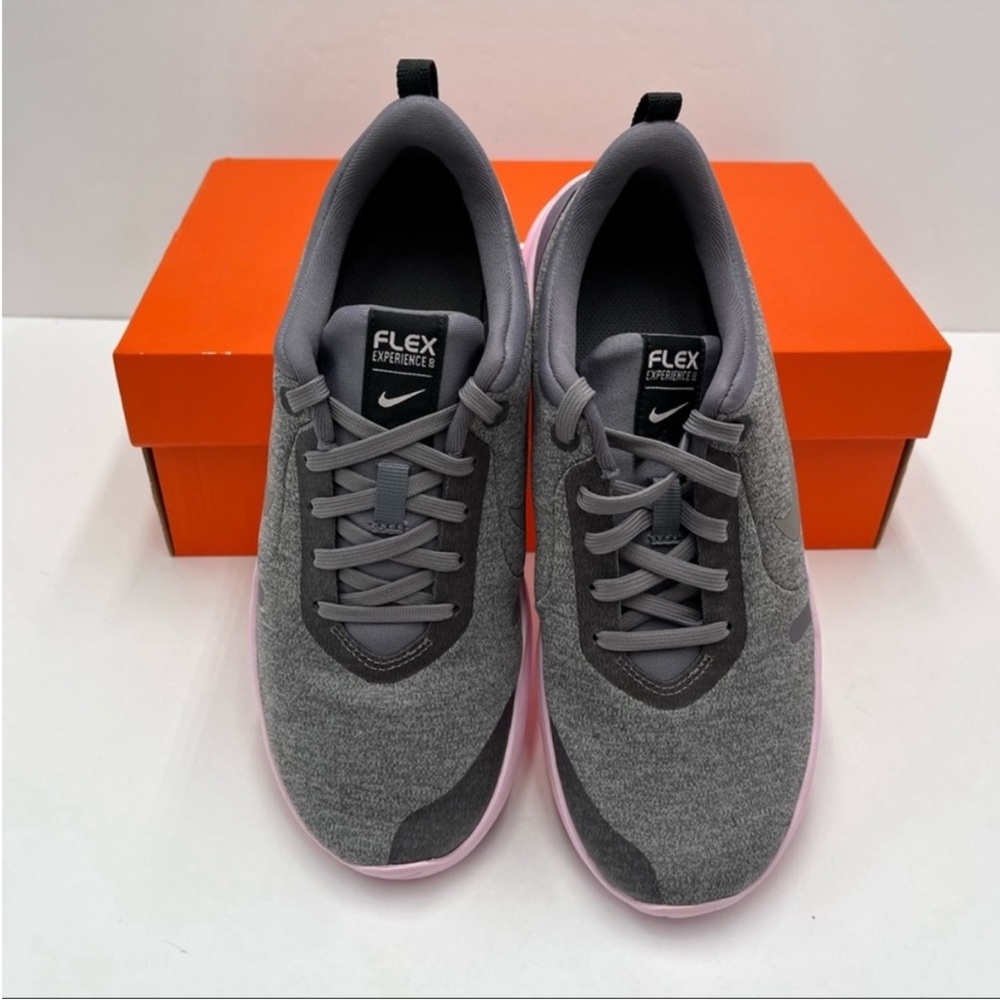 NIKE FLEX EXPERIENCE RN 8 Women’s Sneakers